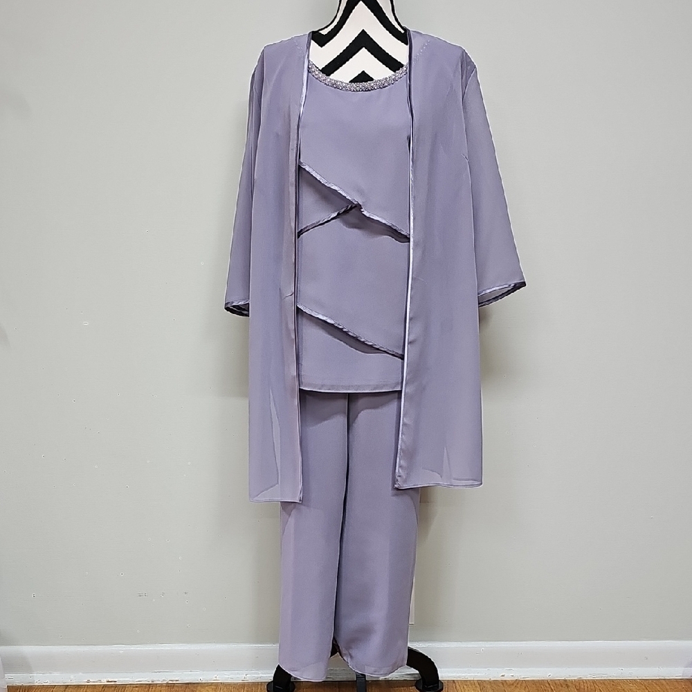 Le BosEmbellished Tiered Georgette Three-Piece Pantsuit Size 16 Lavender